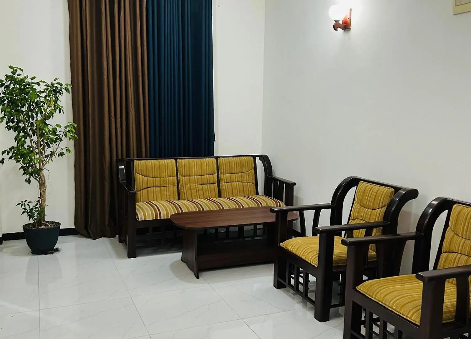 Unic Residence & Hostel نيجومبو 0*,  سريلانكا