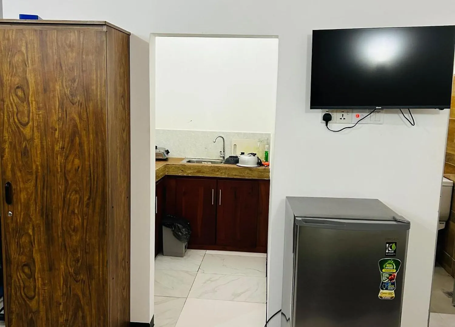 Unic Residence & Hostel نيجومبو